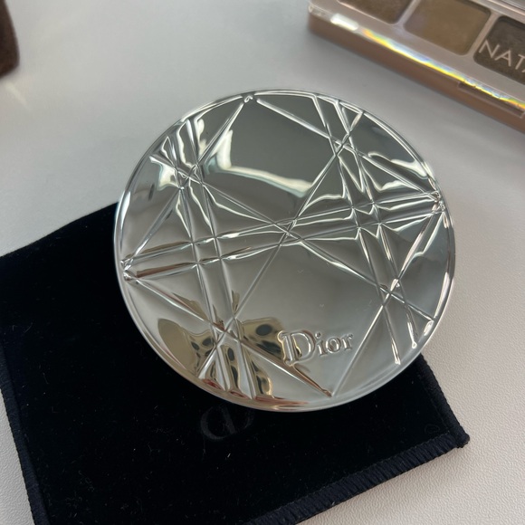 Dior Skin Nude Luminizer - 02 - Picture 1 of 3